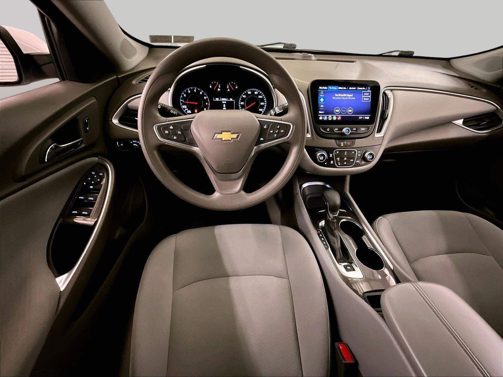 Used 2022 Chevrolet Malibu LT image 5