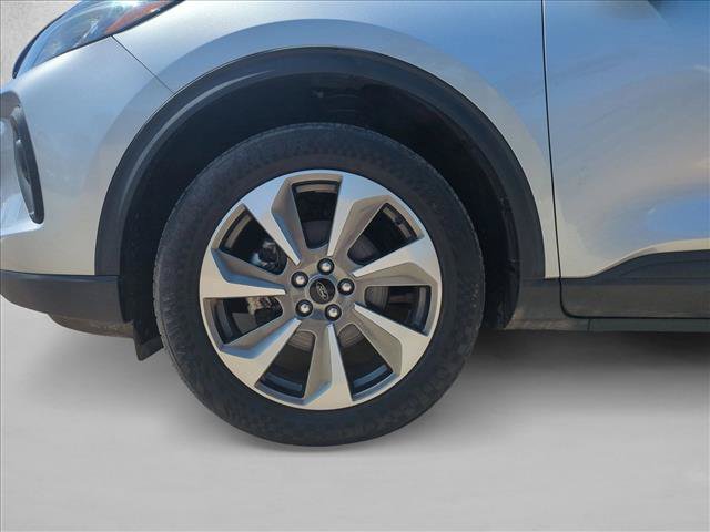Used 2024 Ford Escape Platinum AWD/4WD image 23