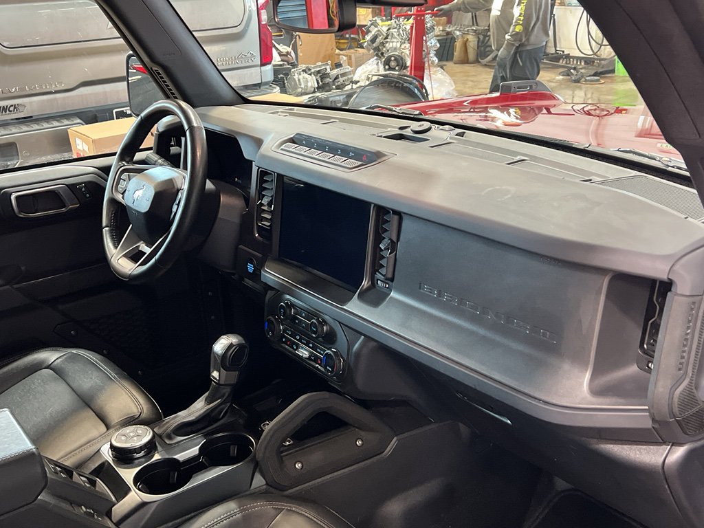 Used 2025 Ford Bronco Badlands image 27