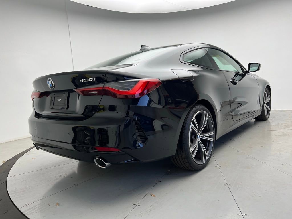 Certified 2022 BMW 430i Coupe w/ Convenience Package image 3