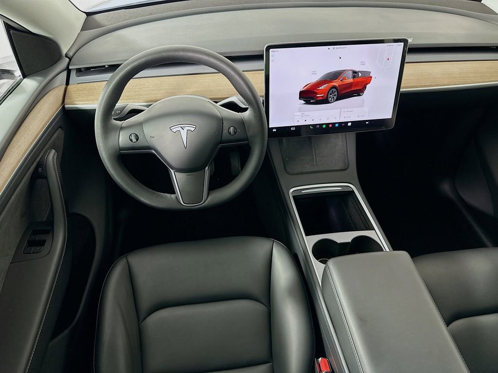 Used 2025 Tesla Model Y Long Range image 22