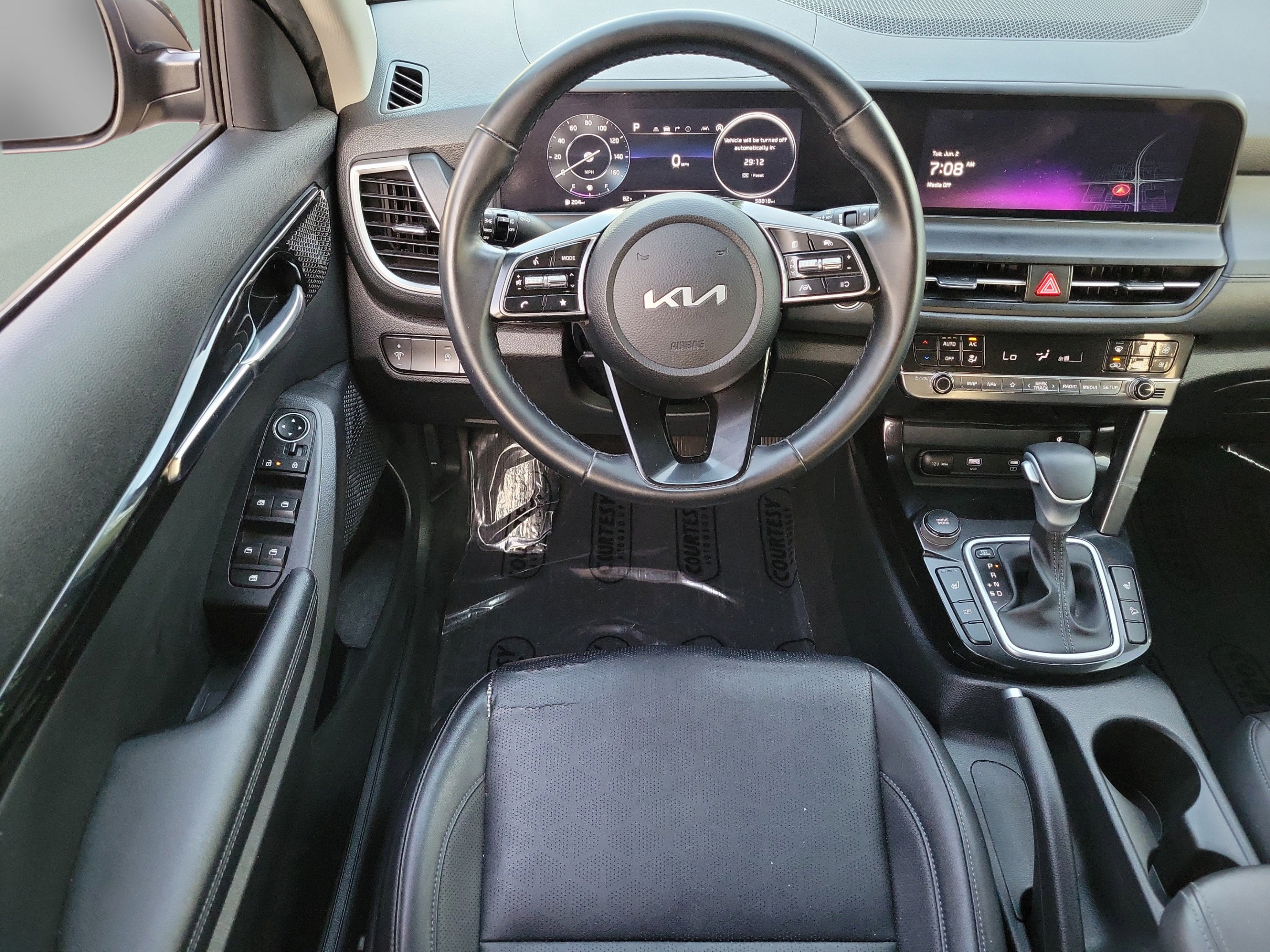 Certified 2024 Kia Seltos EX FWD image 9