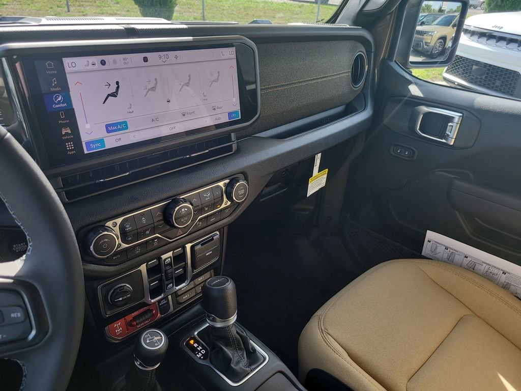 New 2026 Jeep Gladiator Willys AWD/4WD image 21