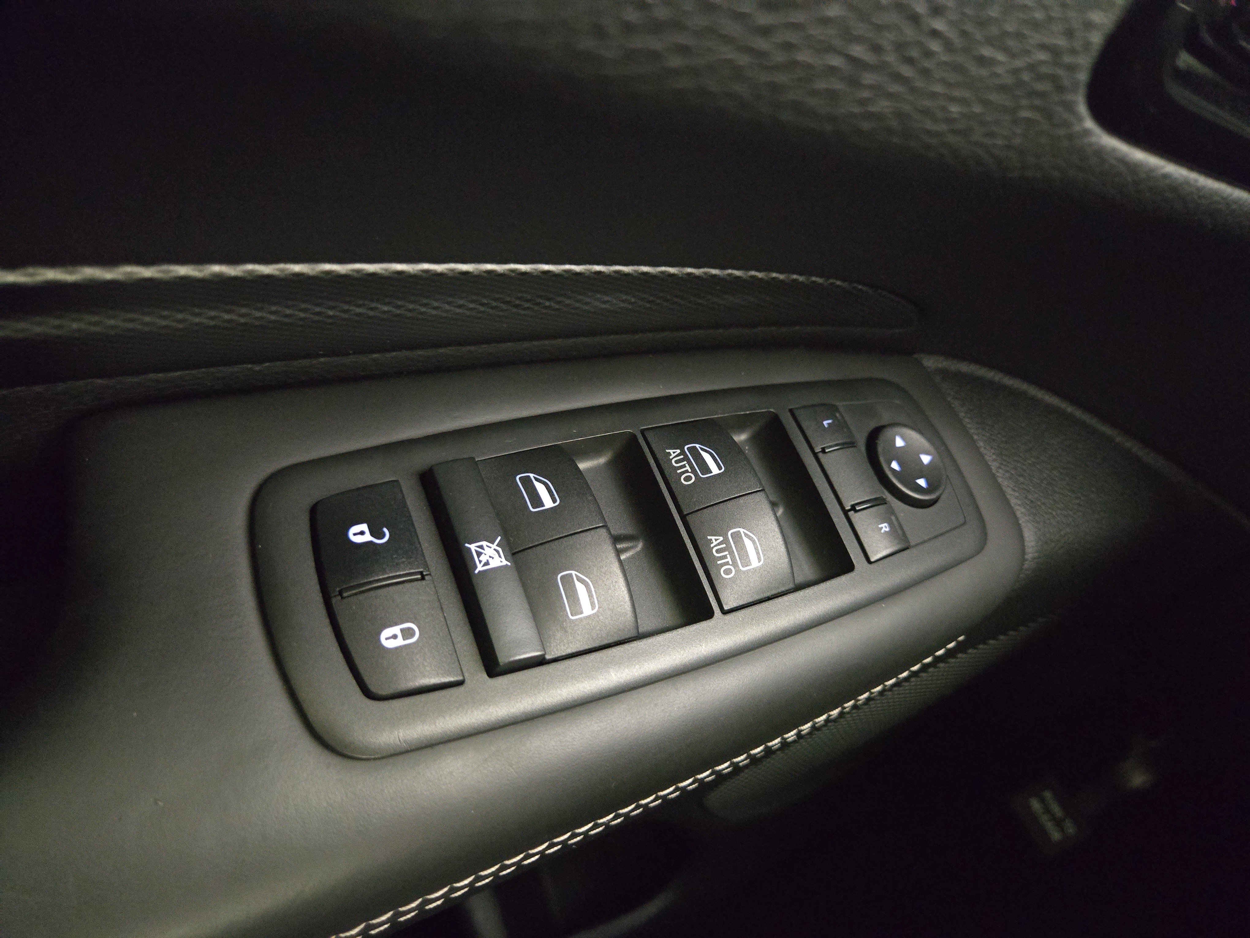 Used 2021 Dodge Durango SRT Hellcat w/ Technology Group AWD/4WD image 33