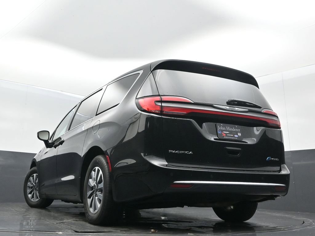 Certified 2024 Chrysler Pacifica Select image 33