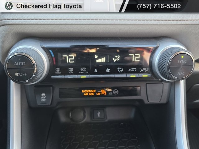 Used 2022 Toyota RAV4 XLE image 19