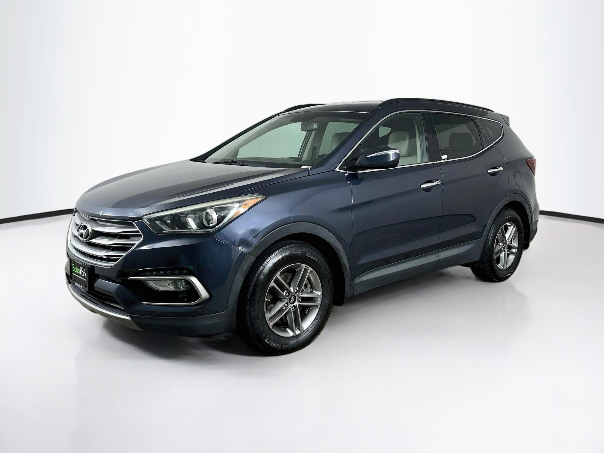 Used 2017 Hyundai Santa Fe Sport AWD/4WD image 3
