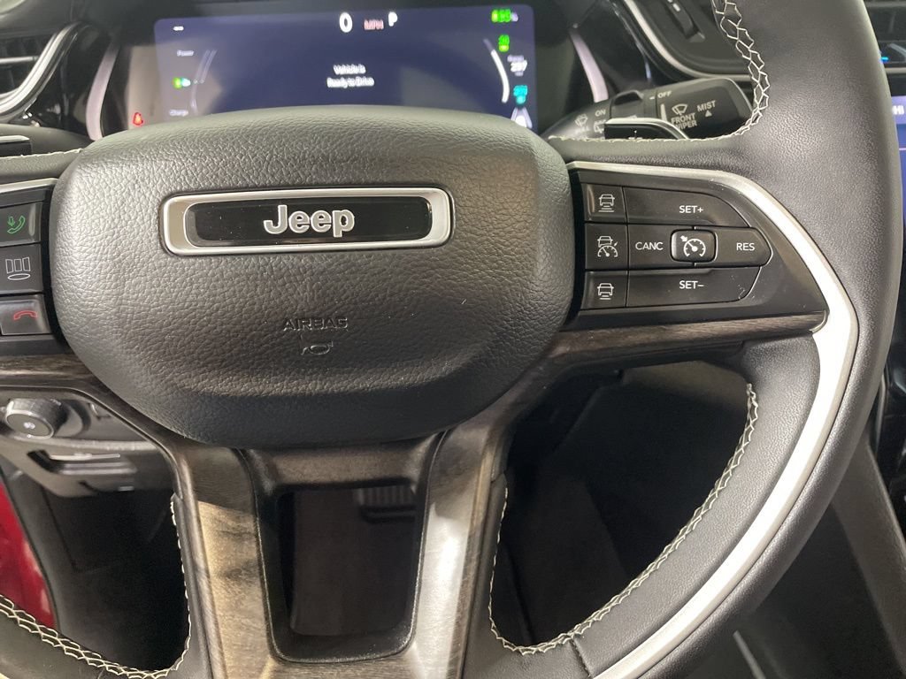 Used 2022 Jeep Grand Cherokee Limited 4xe w/ Luxury Tech Group II AWD/4WD image 14