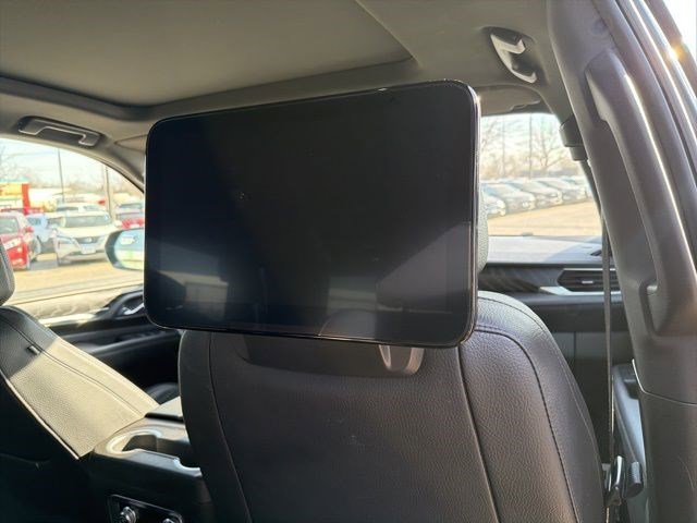 Used 2021 GMC Yukon Denali w/ Denali Premium Package image 19