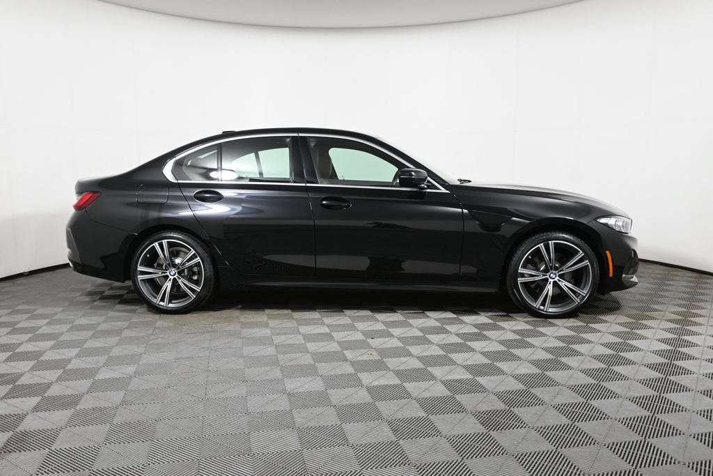 Certified 2024 BMW 330i xDrive Sedan w/ Premium Package AWD/4WD image 8
