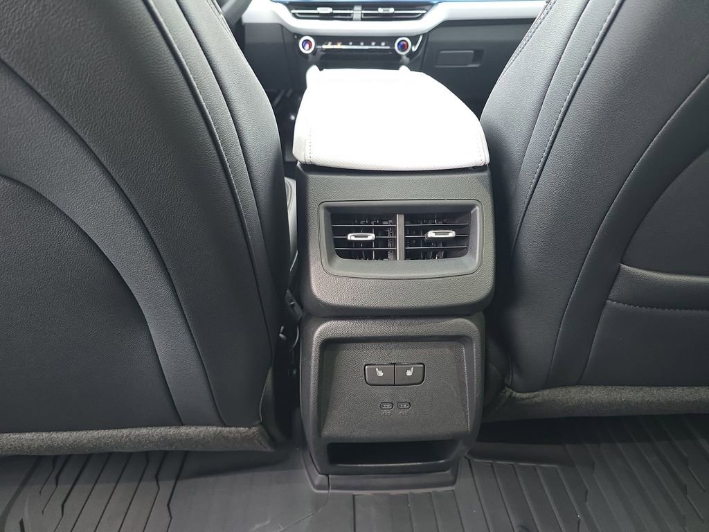 New 2026 Chevrolet Equinox EV LT w/ Convenience Package II image 26