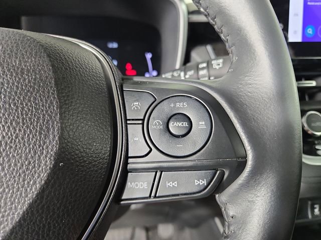Used 2024 Toyota Corolla Cross XLE w/ Convenience Package AWD/4WD image 23