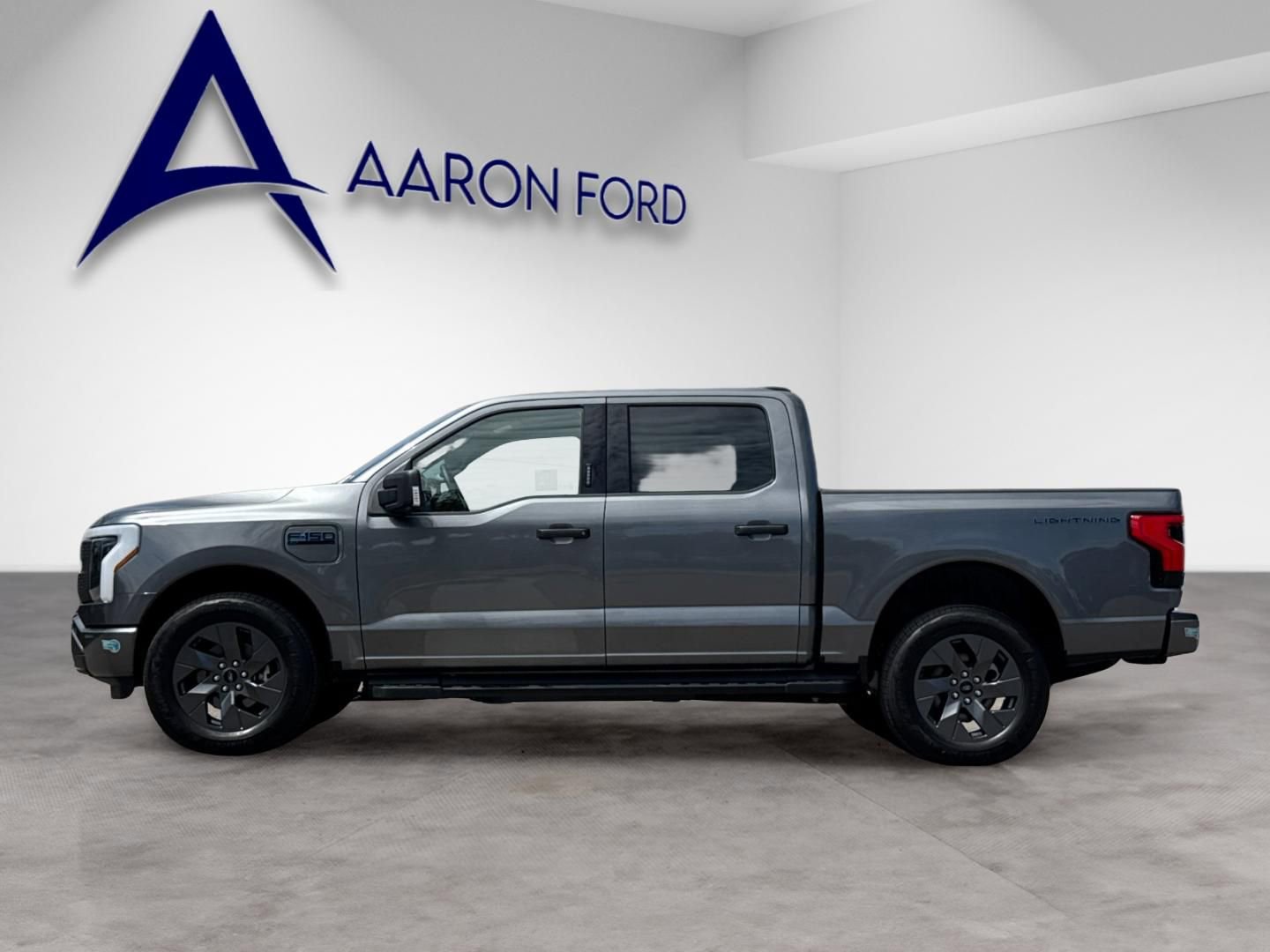 Used 2024 Ford F150 Lightning XLT w/ Max Trailer Tow Package AWD/4WD image 3