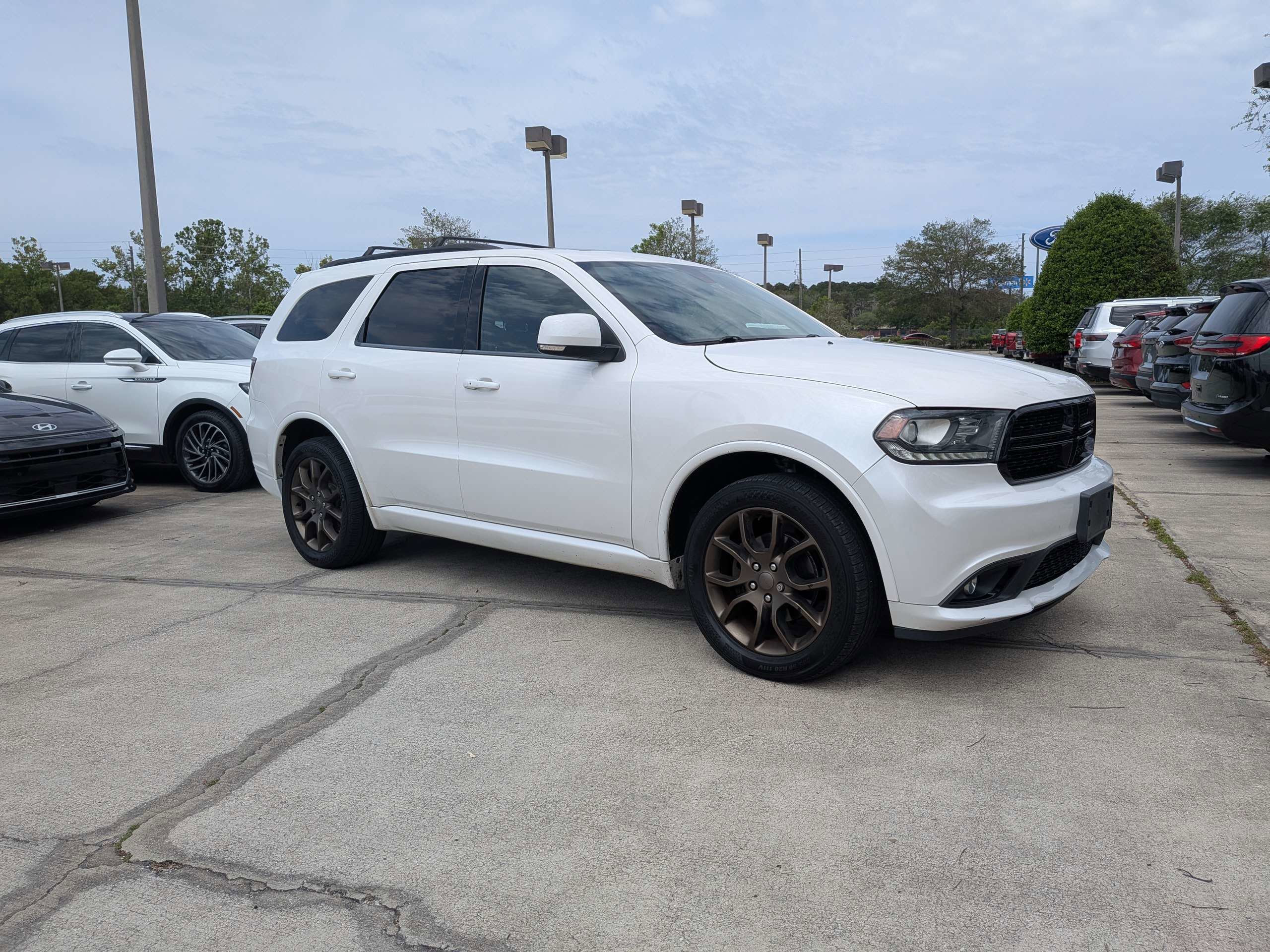 Used 2017 Dodge Durango GT w/ Premium Group AWD/4WD image 1