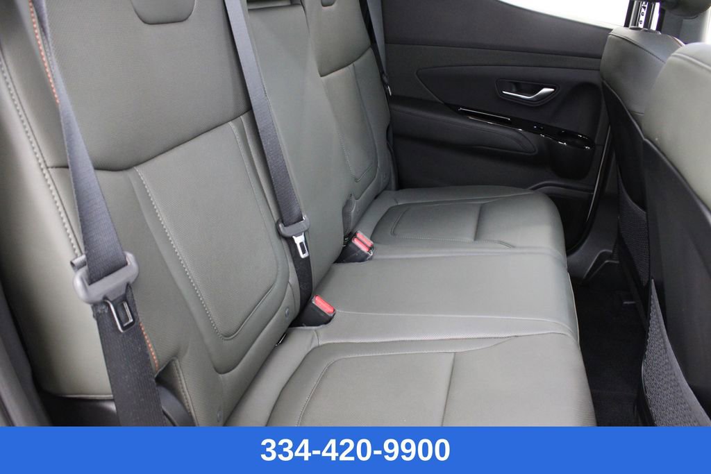 Used 2024 Hyundai Santa Cruz Limited image 21