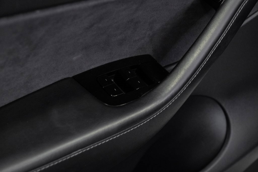 Used 2020 Tesla Model Y Performance image 46