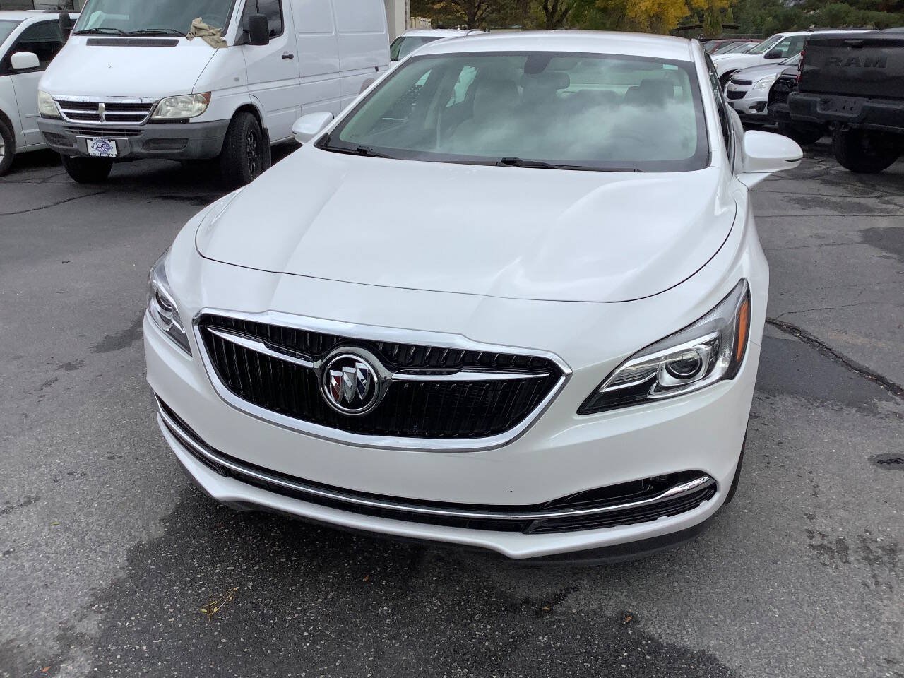 Used 2018 Buick LaCrosse Essence w/ Sights and Sounds Package FWD image 4