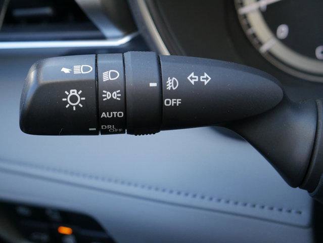 Used 2021 Toyota Highlander Limited image 28