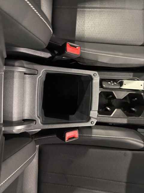 Used 2023 Volkswagen Tiguan SE R-Line AWD/4WD image 23