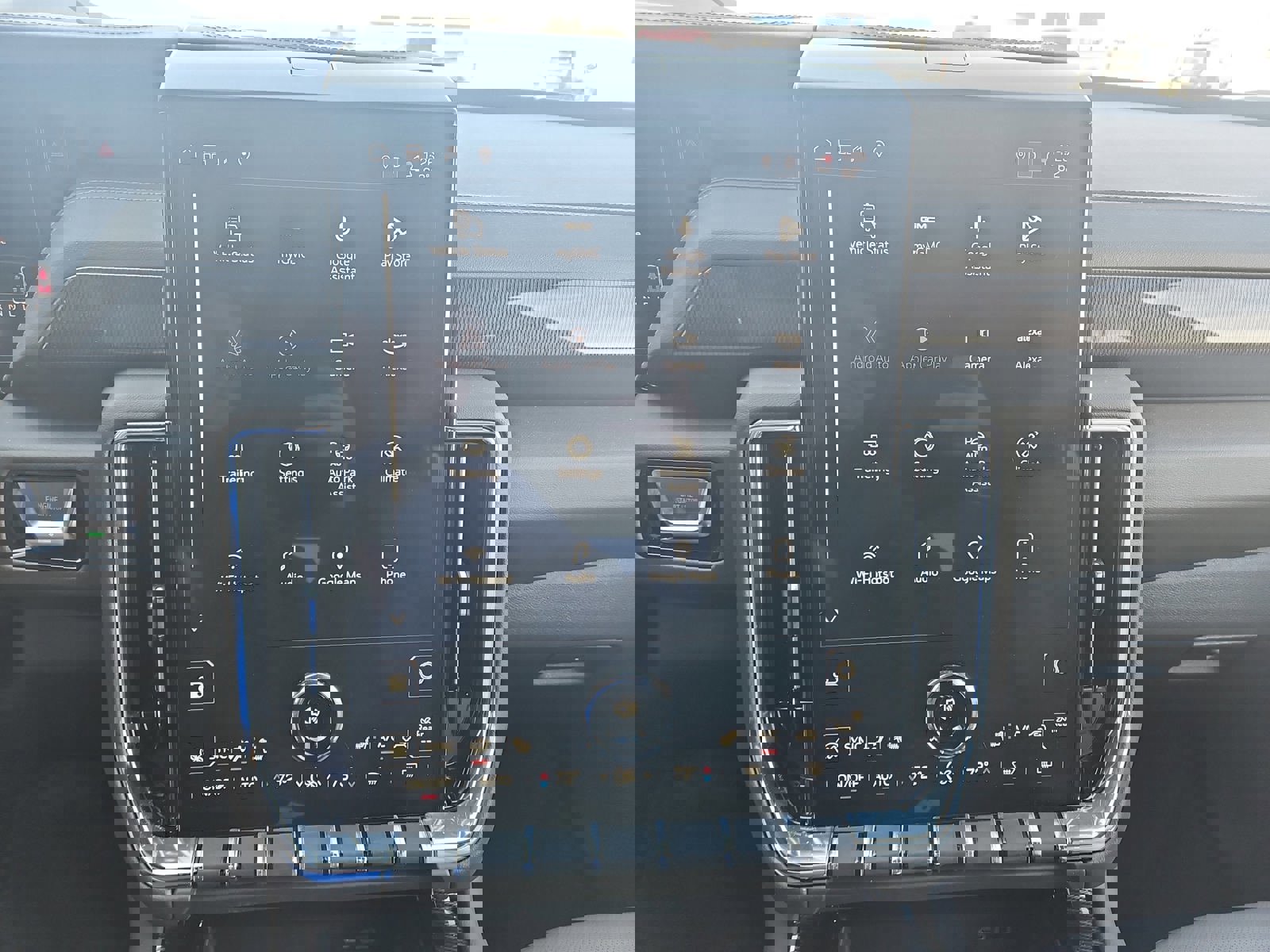 Used 2025 GMC Yukon Elevation image 10