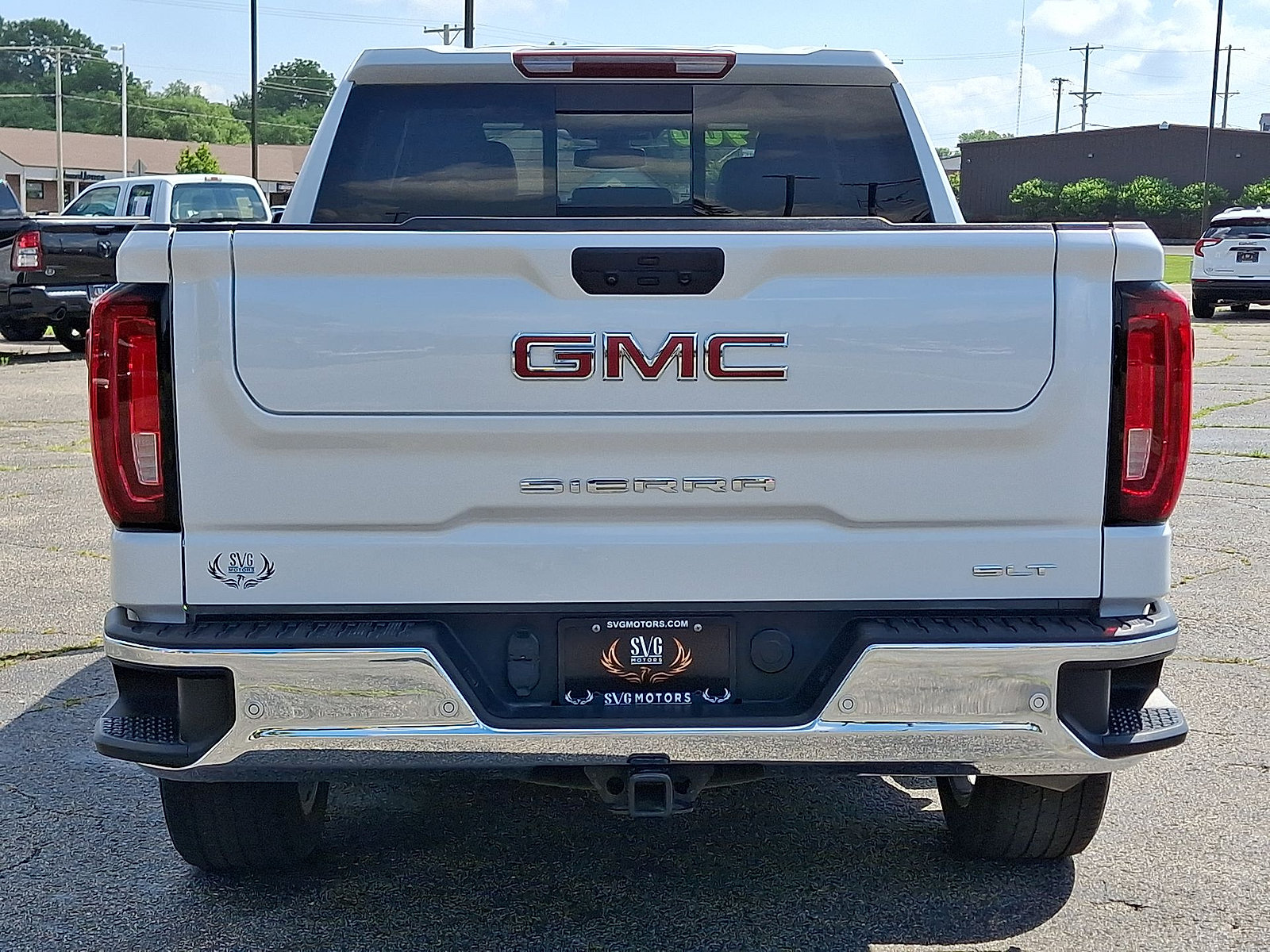 Used 2021 GMC Sierra 1500 SLT w/ SLT Premium Plus Package AWD/4WD image 23