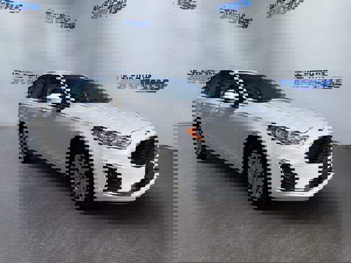 Used 2020 Ford Fusion S image 3