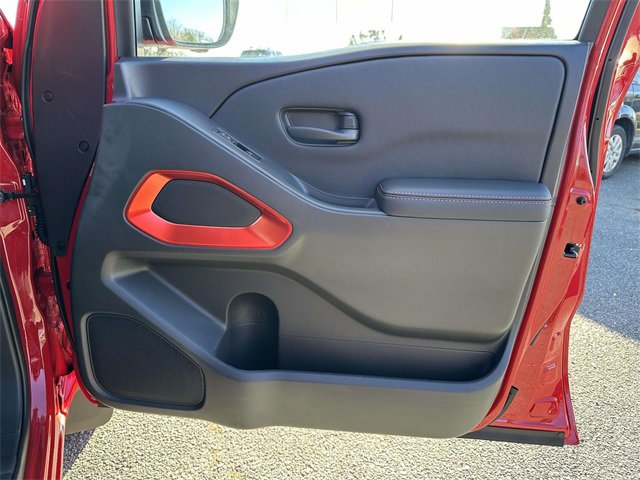 New 2026 Nissan Frontier PRO-4X w/ Pro-4x Convenience Package image 8