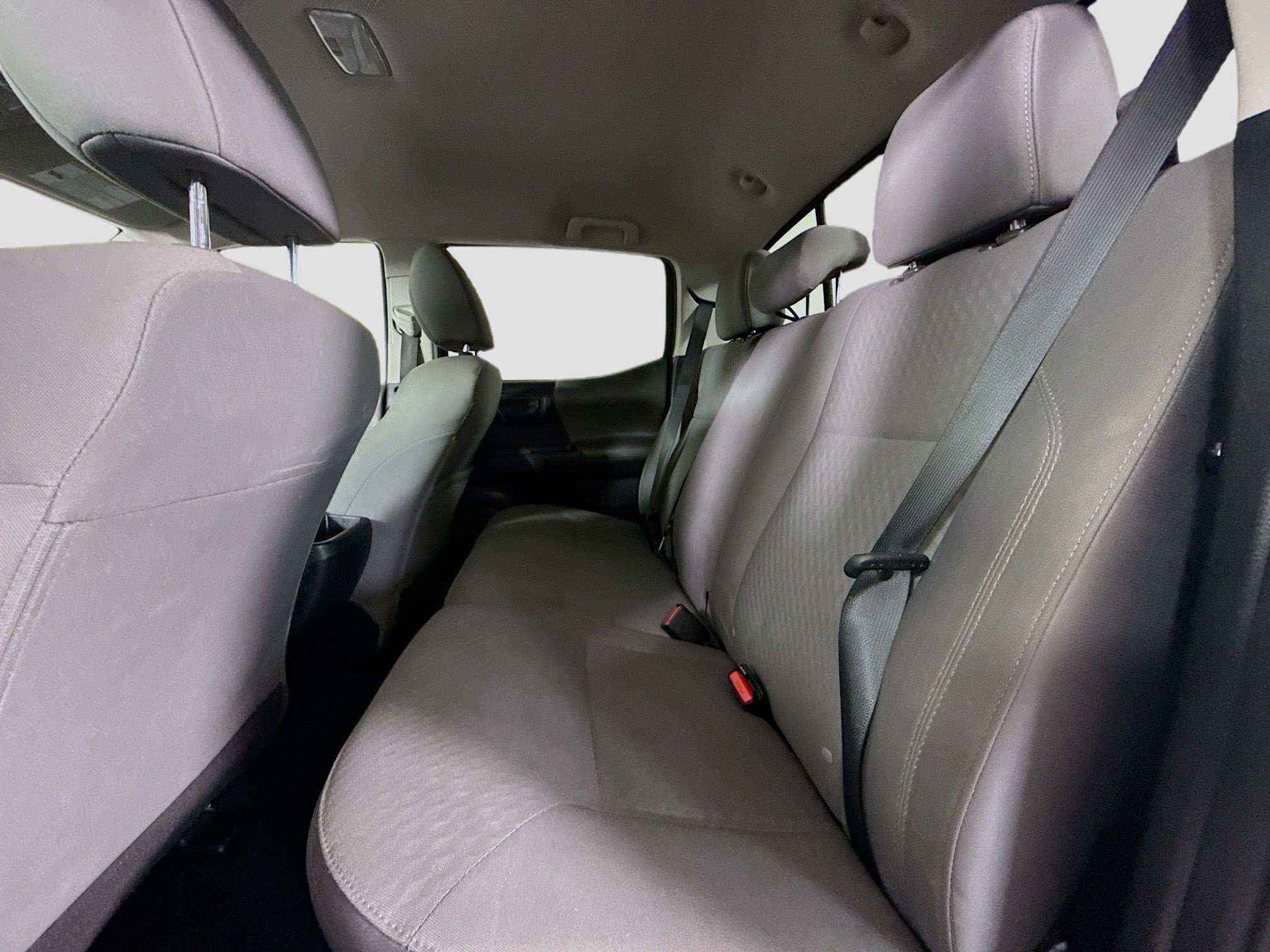 Used 2020 Toyota Tacoma SR w/ SR Convenience Package RWD image 24
