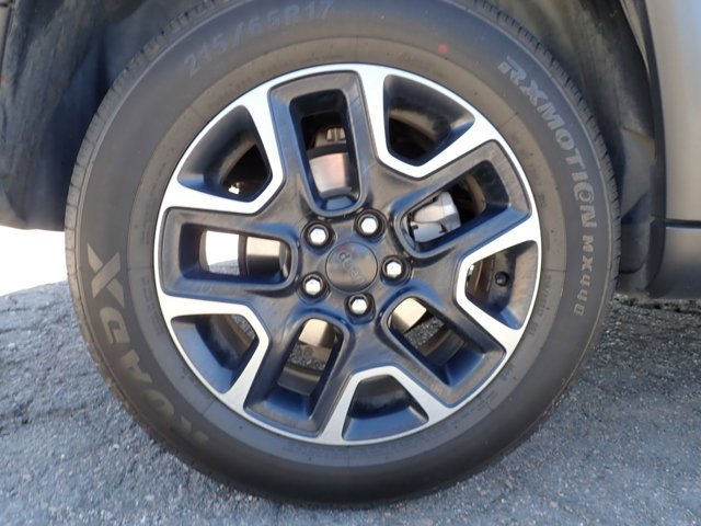 Used 2019 Jeep Compass Trailhawk AWD/4WD image 6