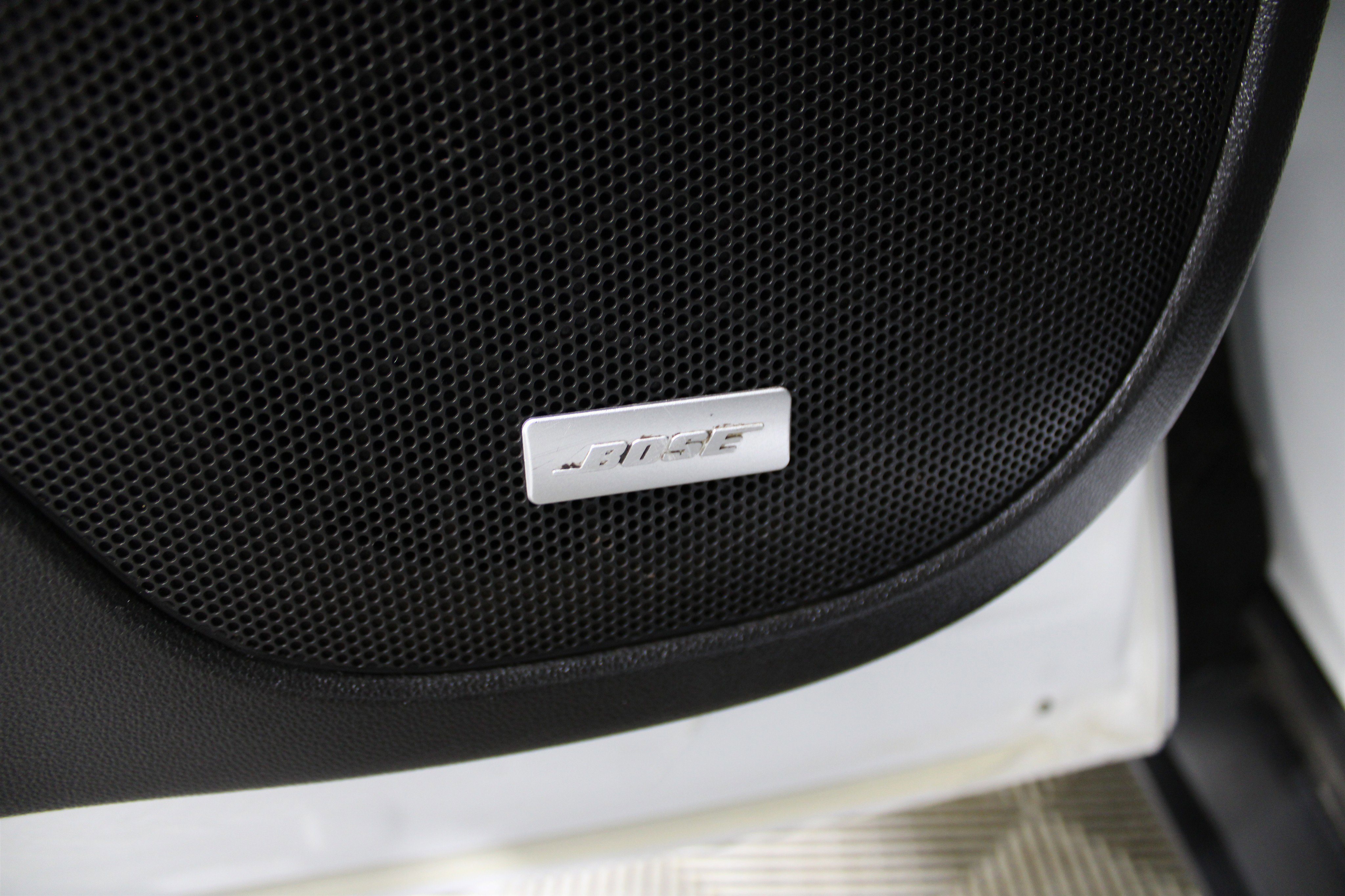 Used 2020 GMC Acadia Denali w/ Trailering Package image 10