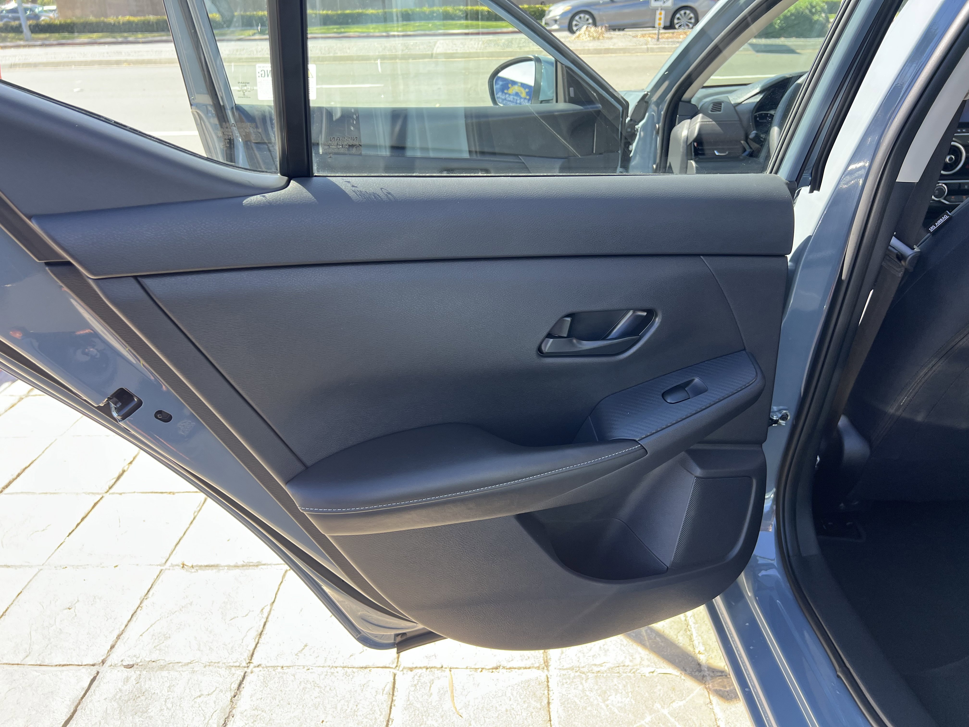 Used 2025 Nissan Sentra SV w/ Trunk Package FWD image 27