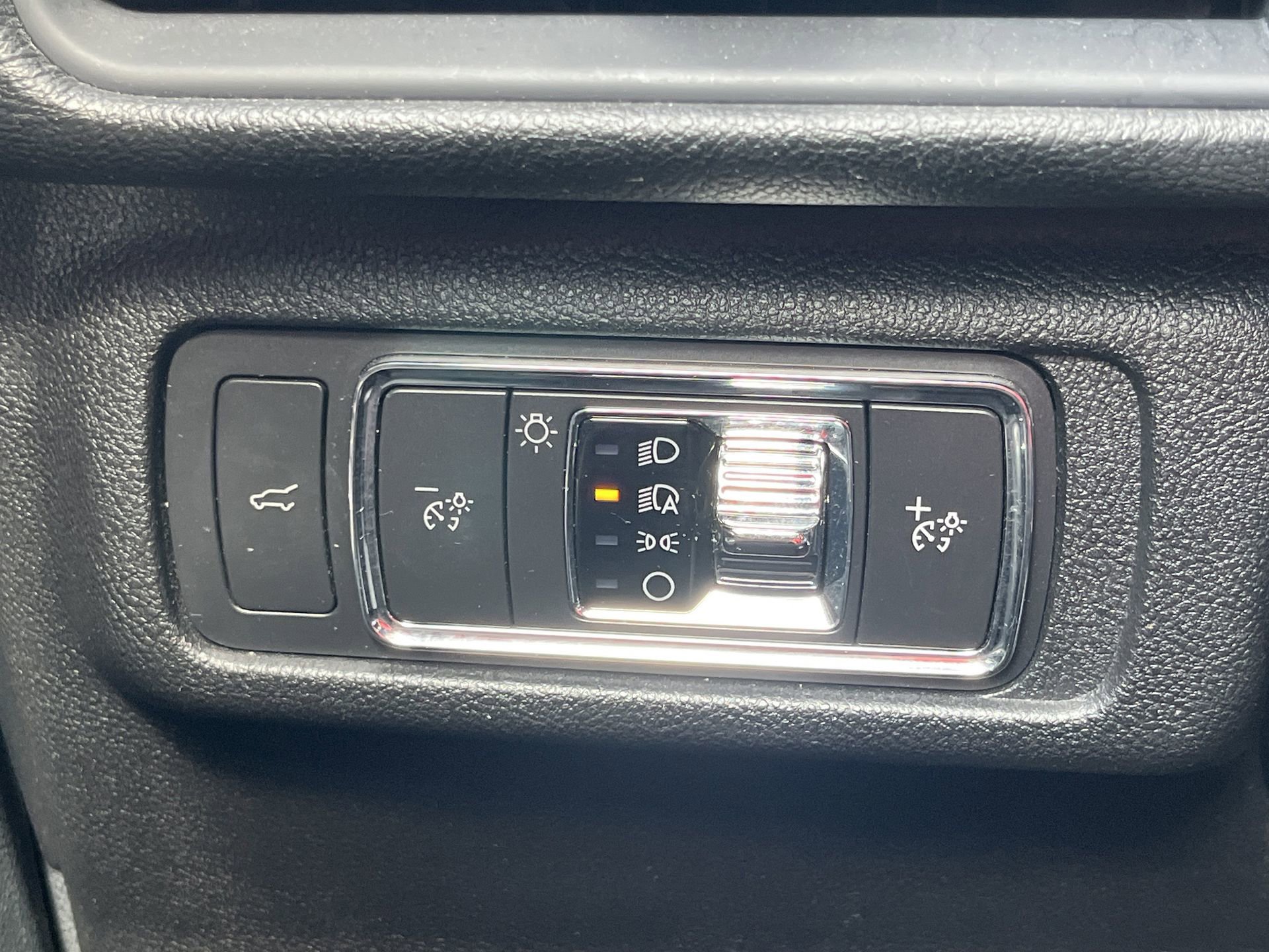 Used 2022 Lincoln Corsair FWD image 12