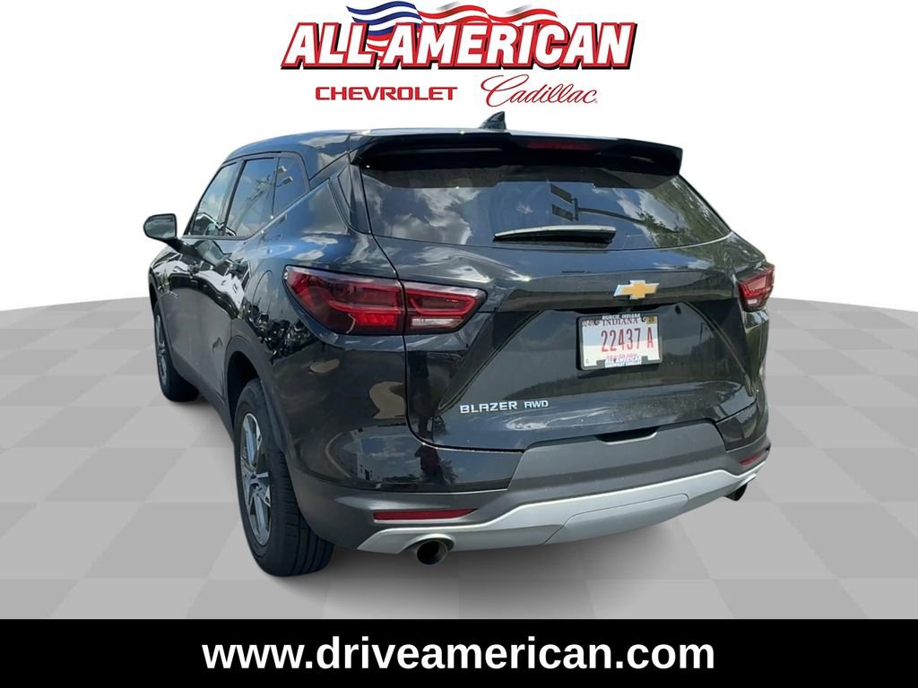 Used 2025 Chevrolet Blazer LT image 7
