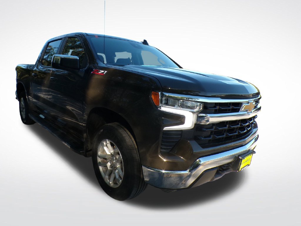 Used 2023 Chevrolet Silverado 1500 LT AWD/4WD image 9