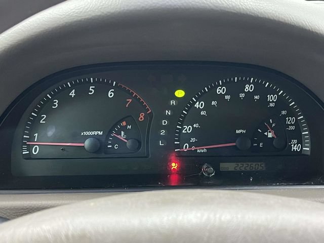 Used 2004 Toyota Camry XLE FWD image 32