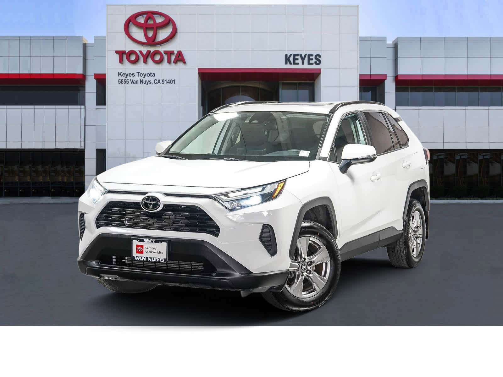 Certified 2023 Toyota RAV4 XLE w/ Convenience Package FWD image 1