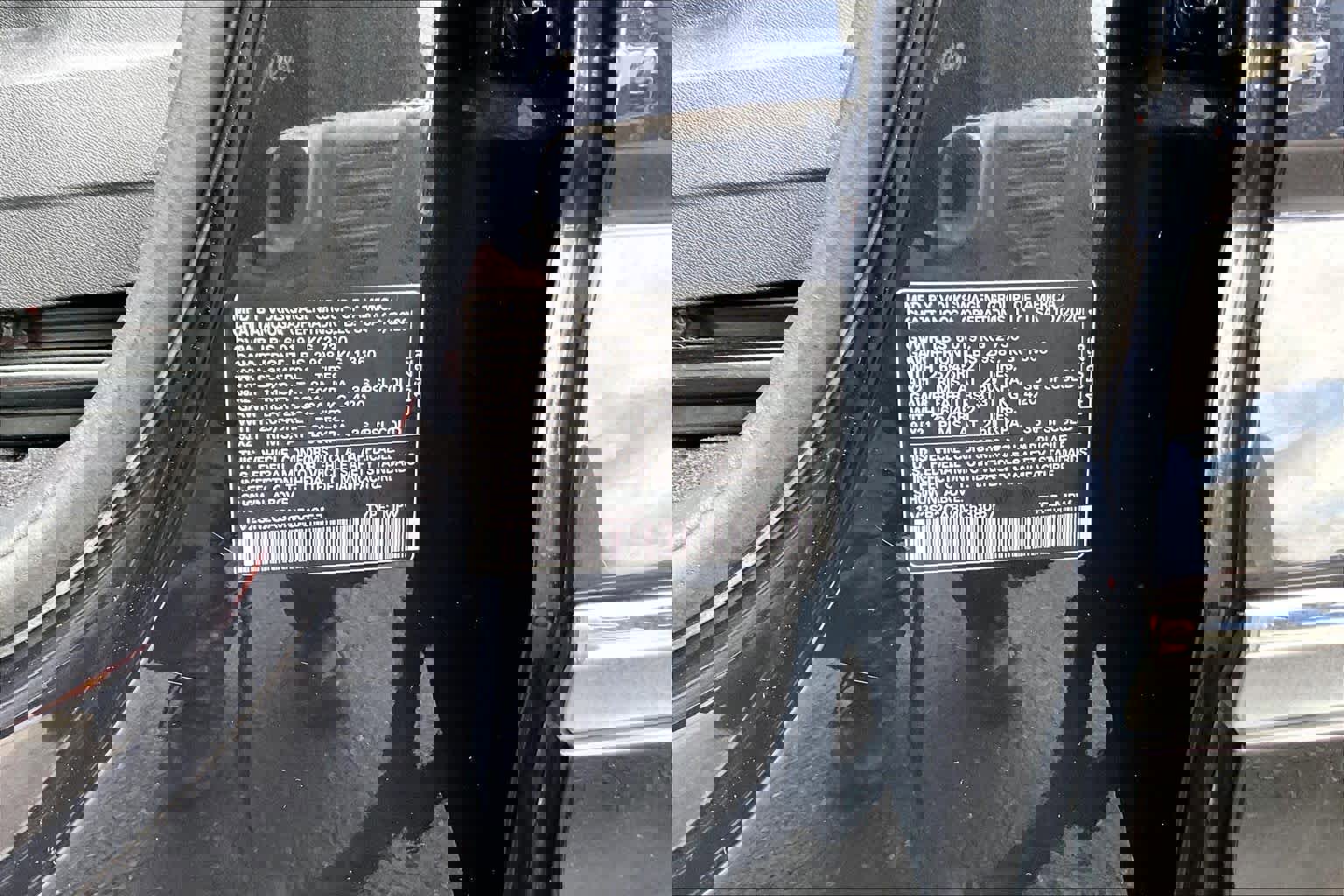 Used 2021 Volkswagen Atlas SEL R-Line image 32