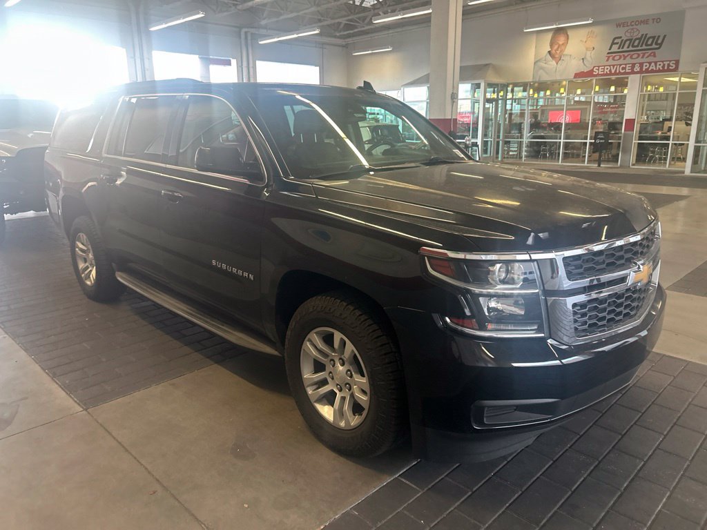 Used 2019 Chevrolet Suburban LT RWD image 2