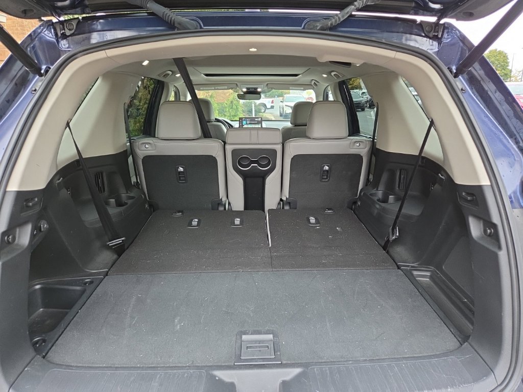 Used 2024 Honda Pilot Touring image 14