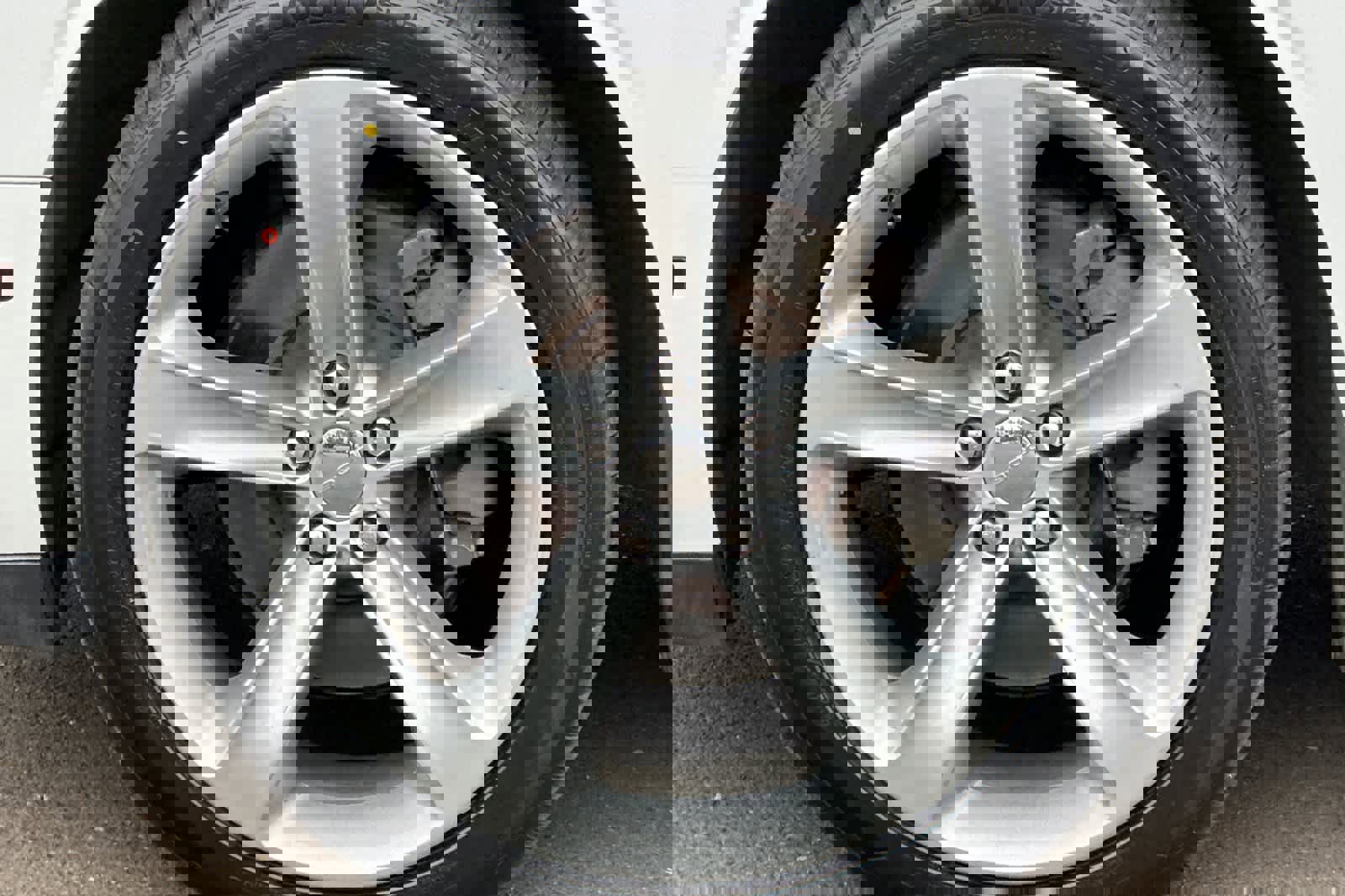 Used 2015 Dodge Challenger R/T w/ Quick Order Package 28B R/T RWD image 24