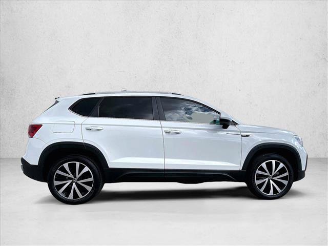 Used 2022 Volkswagen Taos SE image 5