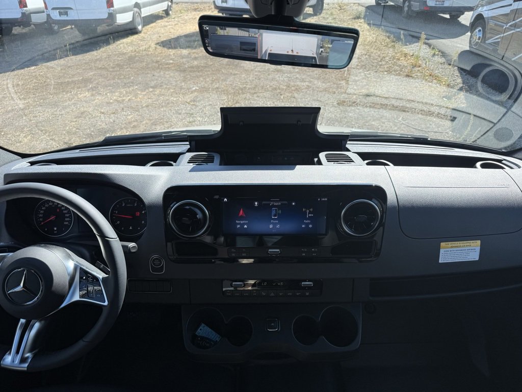 New 2025 Mercedes-Benz Sprinter 2500 image 38