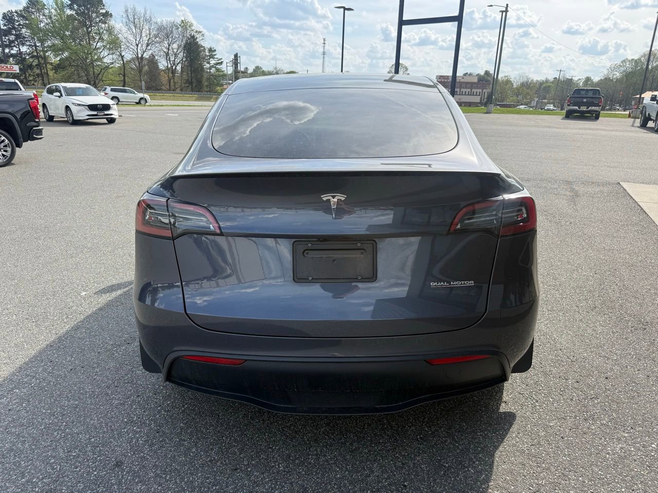 Used 2023 Tesla Model Y Performance image 6