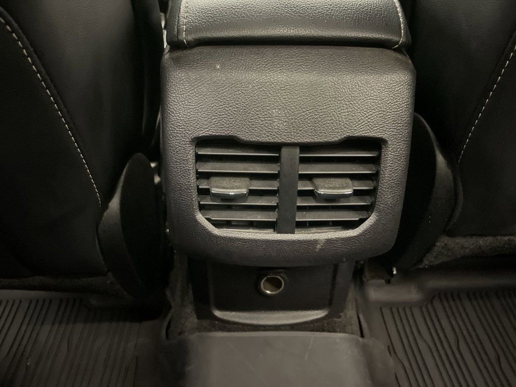 Used 2018 Ford Fusion Titanium image 14