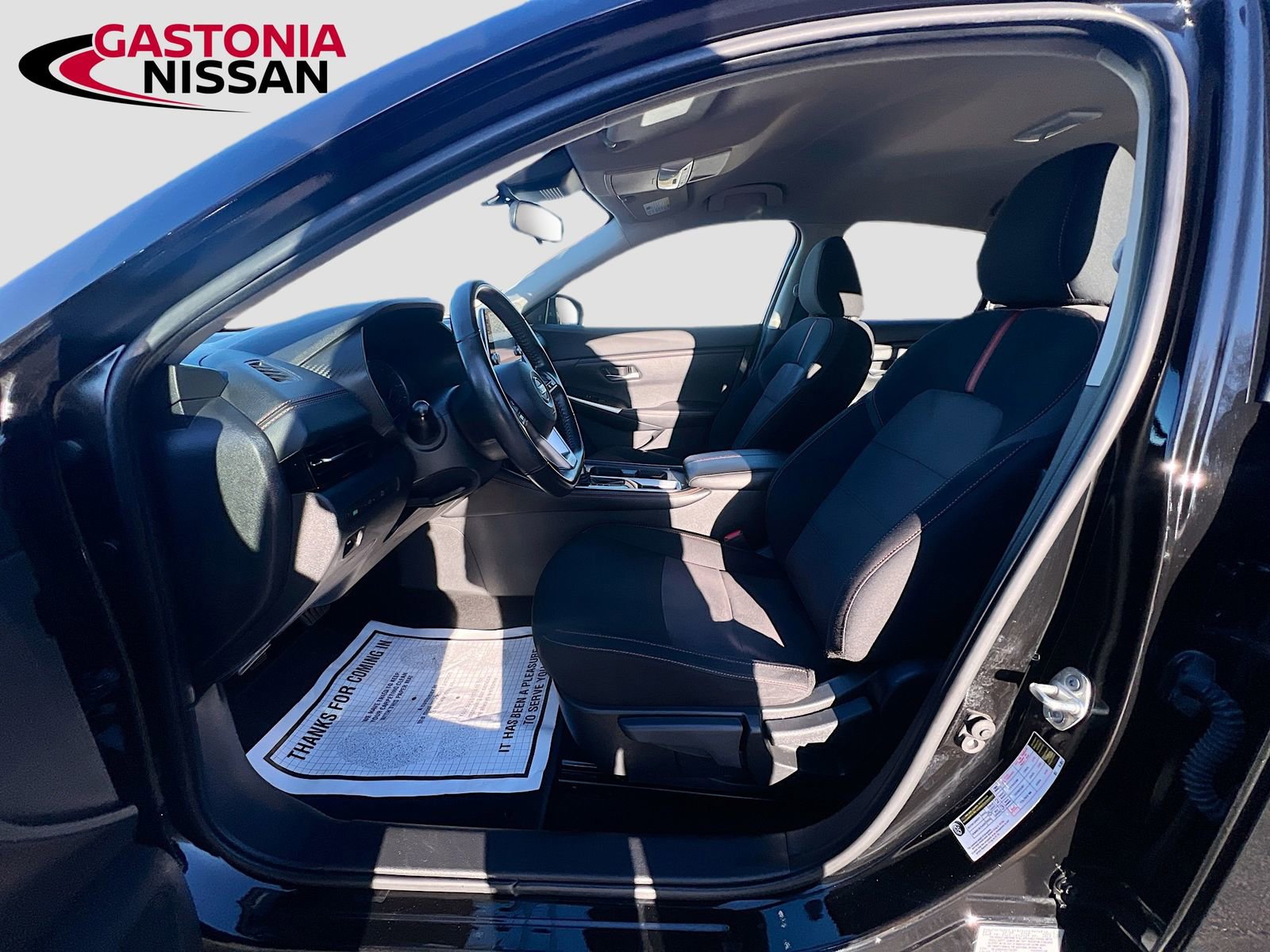 Used 2022 Nissan Sentra SR w/ Trunk Package image 26