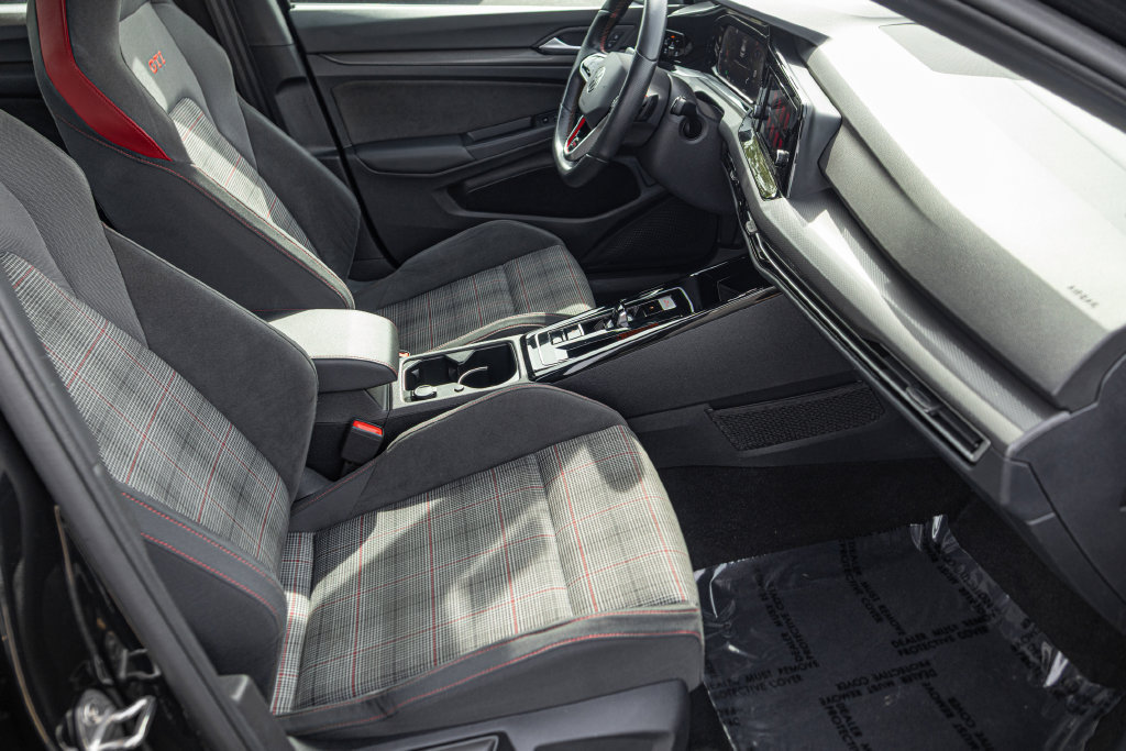 Certified 2024 Volkswagen GTI S FWD image 29