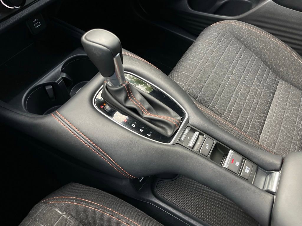 Certified 2025 Honda HR-V Sport image 18