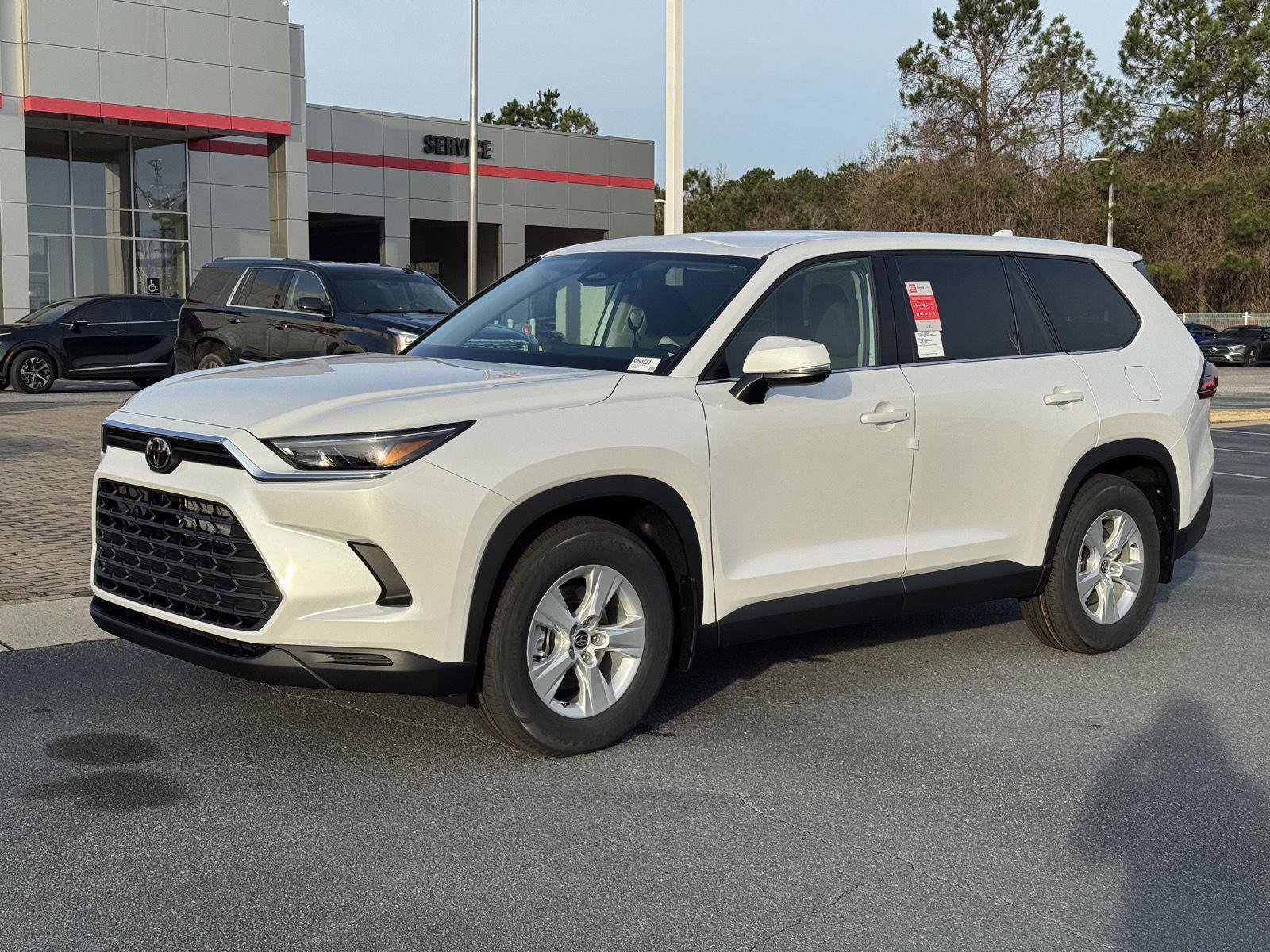 New 2026 Toyota Grand Highlander AWD Hybrid image 2