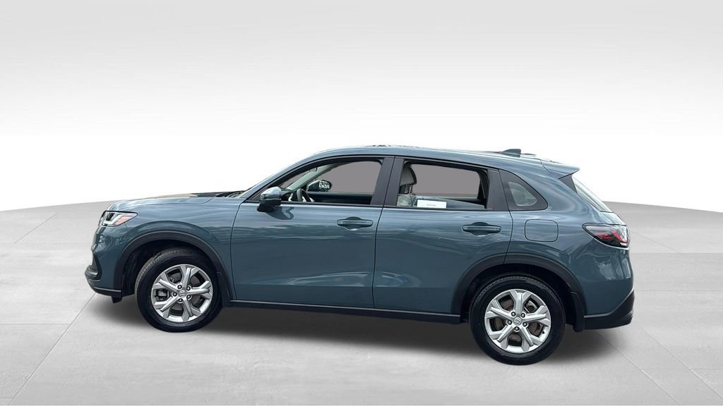 Certified 2025 Honda HR-V LX image 4