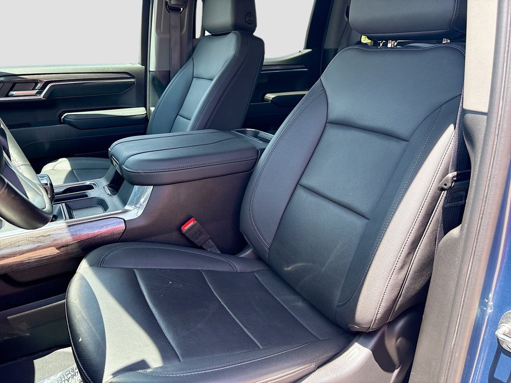 Used 2024 Chevrolet Silverado 1500 LTZ AWD/4WD image 22